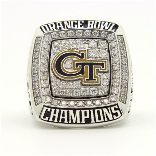 Wolverines getting rings for 2000 Orange Bowl win