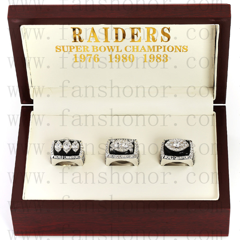 Oakland Raiders - 1967 AFC Championship Ring With Wooden Display Box